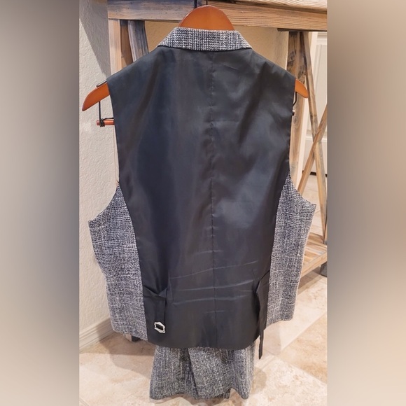 House of Cavani 3 Piece Suit Heritage Collection (UK 42 Jacket/Vest) UK 36 Pant. - Picture 4 of 16